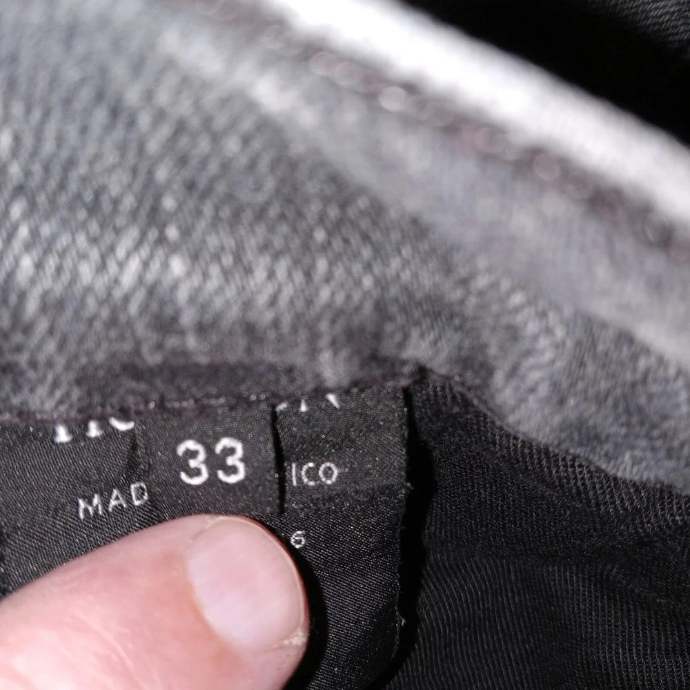 Hudson Men's Sartor Slouchy Skinny Button Fly Jeans Size 33x33 Black‎